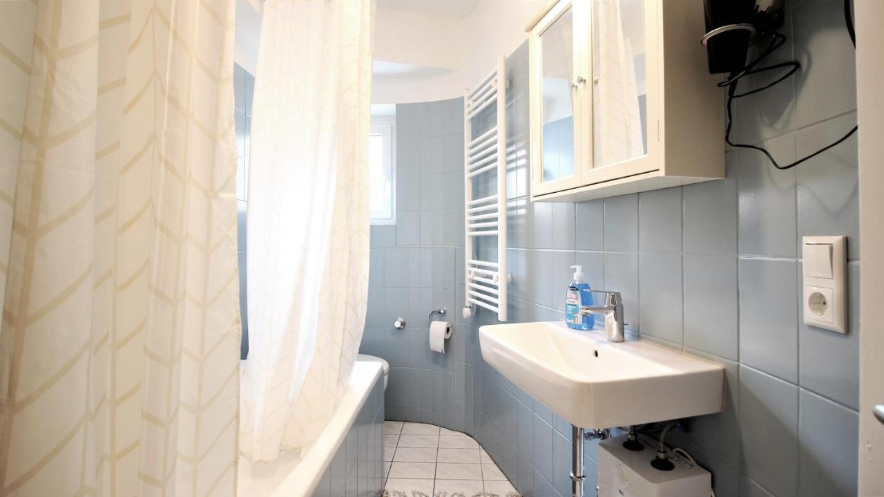 Helle Und Geräumige 3-zimmer-wohnung * Würzburg