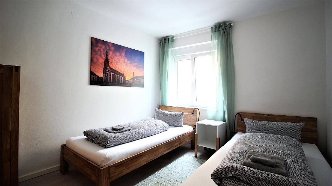 Helle Und Geräumige 3-zimmer-wohnung *